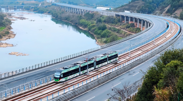 賽思x武夷有軌電車｜國首條獨(dú)立路權(quán)旅游觀光有軌電車線路開運(yùn)，賽思助力北斗時(shí)鐘